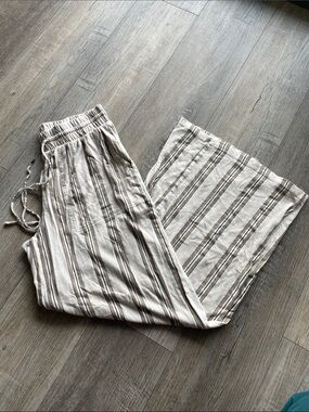 American Eagle Outfitters Women's Cream Pants with Brown Stripes